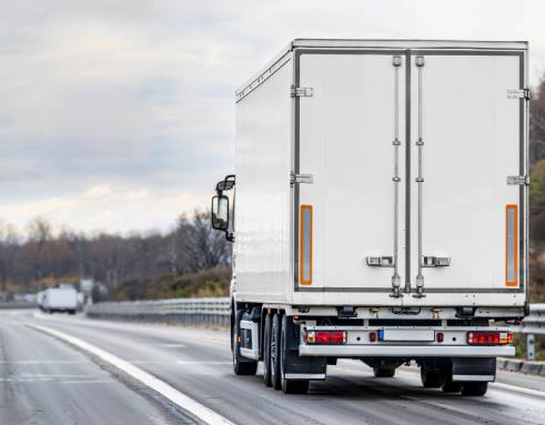 Professional moving truck from Logistic Union Inc delivering safe household relocation and storage solutions